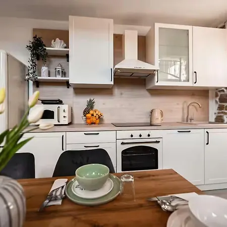La Felicita - Two Bedroom Gornji Zemunik