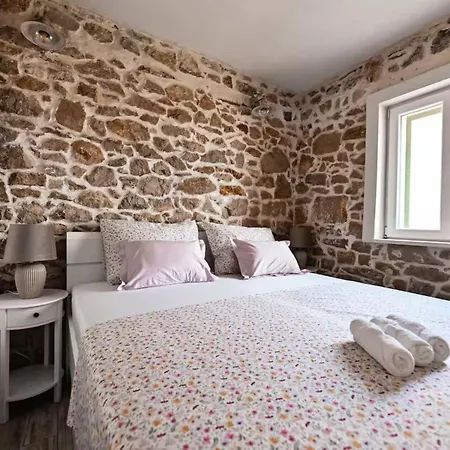 La Felicita - Two Bedroom Gornji Zemunik