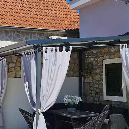 La Felicita - Two Bedroom Hébergement de vacances *