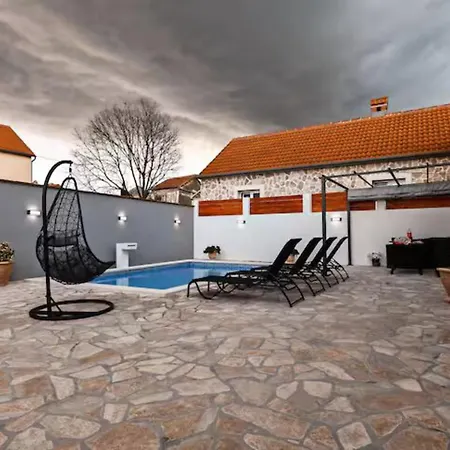 La Felicita - Two Bedroom * Gornji Zemunik