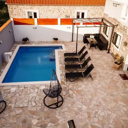 La Felicita - Two Bedroom Vikendica Gornji Zemunik